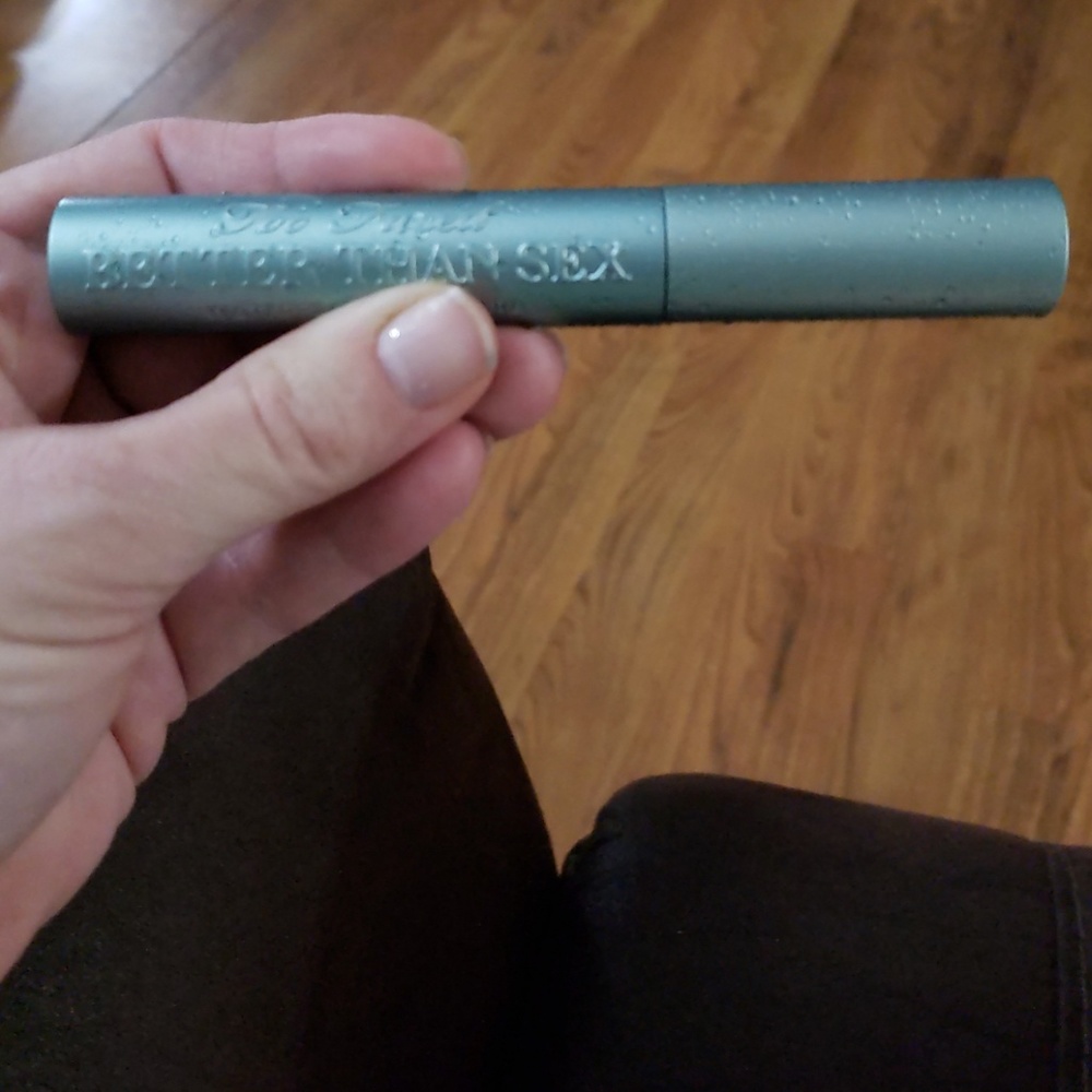 BNWB Too Faced Better Than Waterproof Mascara